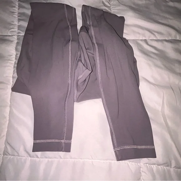 Lululemon Align High-Rise Tight 28" *Twist Waist - Picture 9 of 12